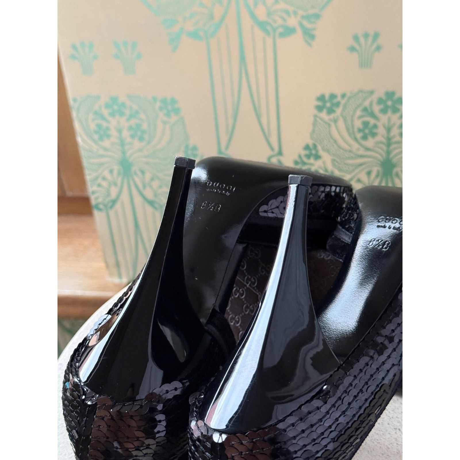 Gucci Gucci Black Sequin Leather High Heels Pumps Pointed Toe 38.5 Size US 8.5 / IT 38.5 - 15 Thumbnail