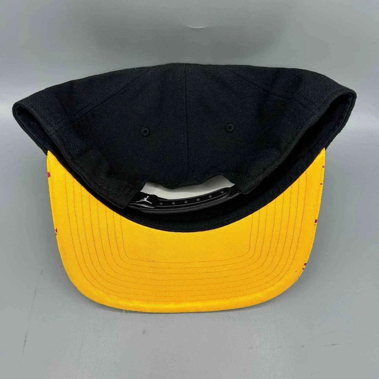 Jordan Brand Air Jordan Flight Hat Men Black Yellow Jumpman Snap Back Cap Size ONE SIZE - 3 Thumbnail