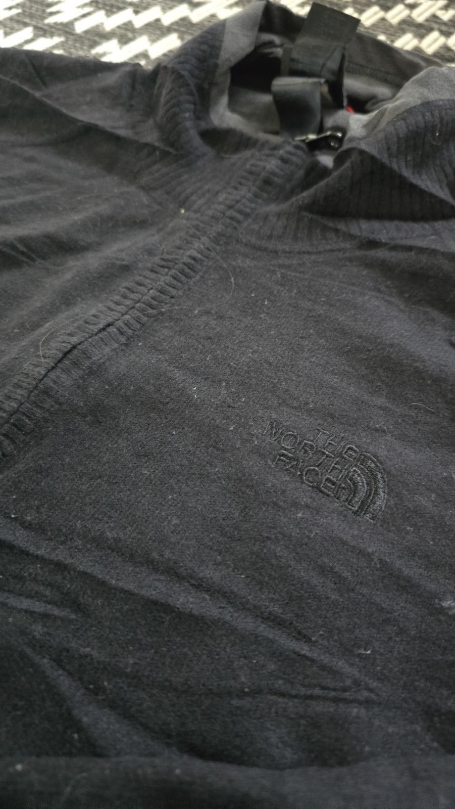 The North Face The North Face, Blacked out Mens Large fleece Size US M / EU 48-50 / 2 - 2 Thumbnail