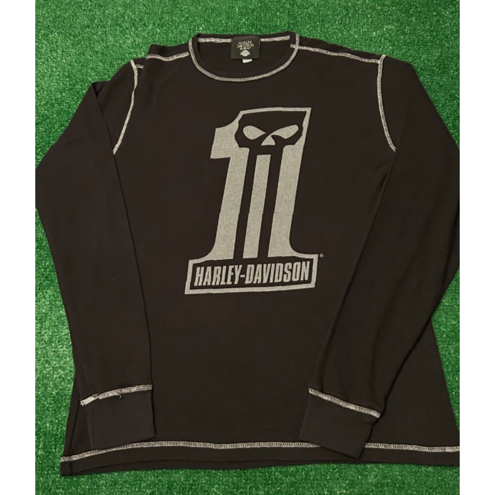 Harley Davidson VINTAGE Harley-Davidson Long Sleeve Thermal Shirt L Biker Skull Logo 90s Y2K Black Mens Size US L / EU 52-54 / 3 - 4 Thumbnail