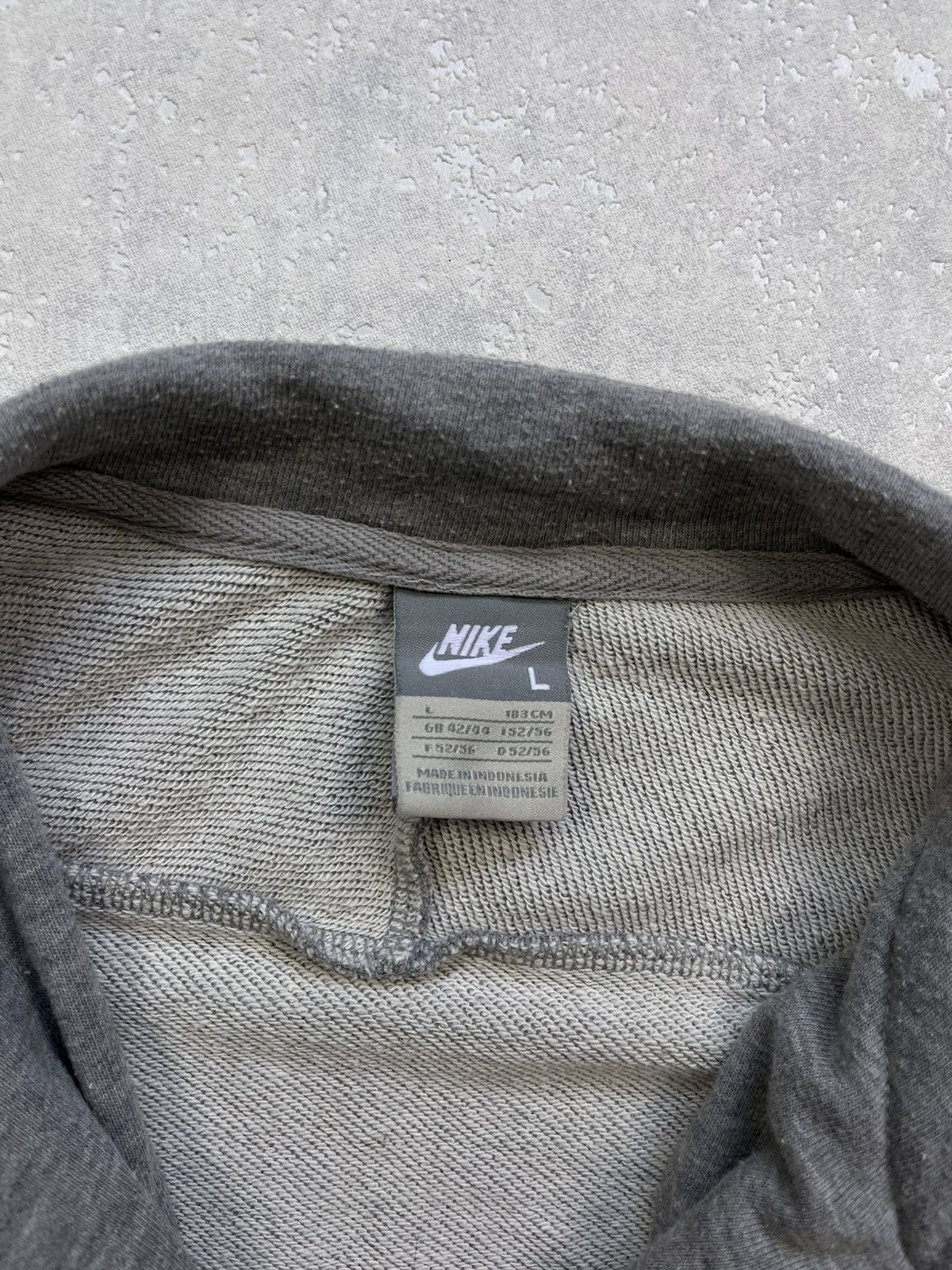 Nike 90’s NIKE RETRO VINTAGE Y2K TRACK JACKET SWOOSH LOGO RARE Size US L / EU 52-54 / 3 - 3 Thumbnail
