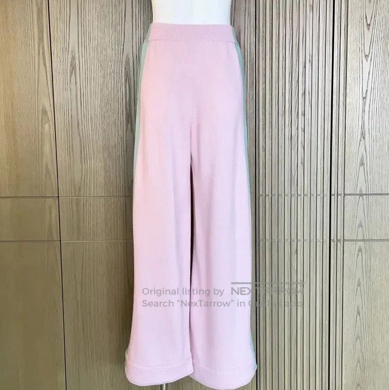 Chanel Chanel Pink Cashmere Spring Pants for Women . Size 23" - 2 Thumbnail