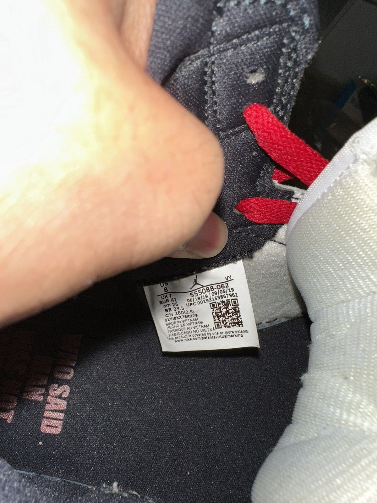 Jordan Brand Jordan 1 OG High Bloodline Size US 8 / EU 41 - 6 Thumbnail