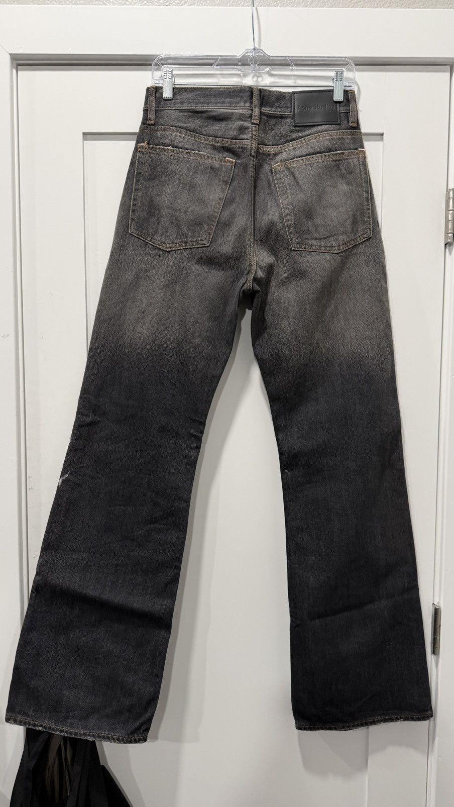 Acne Studios BLACK 2021- REGULAR LOOSE DISTRESSED PAINT SPLATTER JEANS Size US 29 - 6 Thumbnail