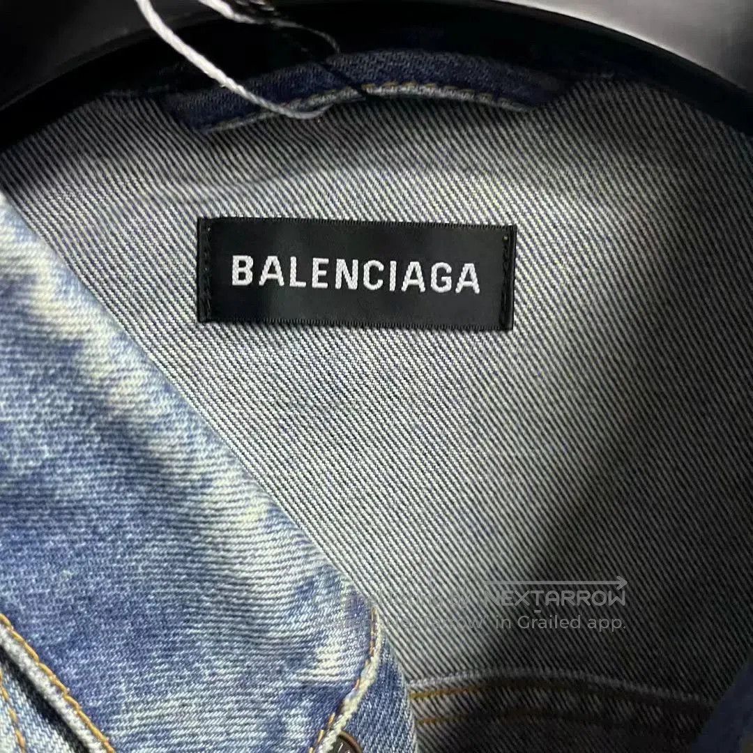 Balenciaga balenciaga blue denim logo jacket size 48. Size US M / EU 48-50 / 2 - 3 Thumbnail