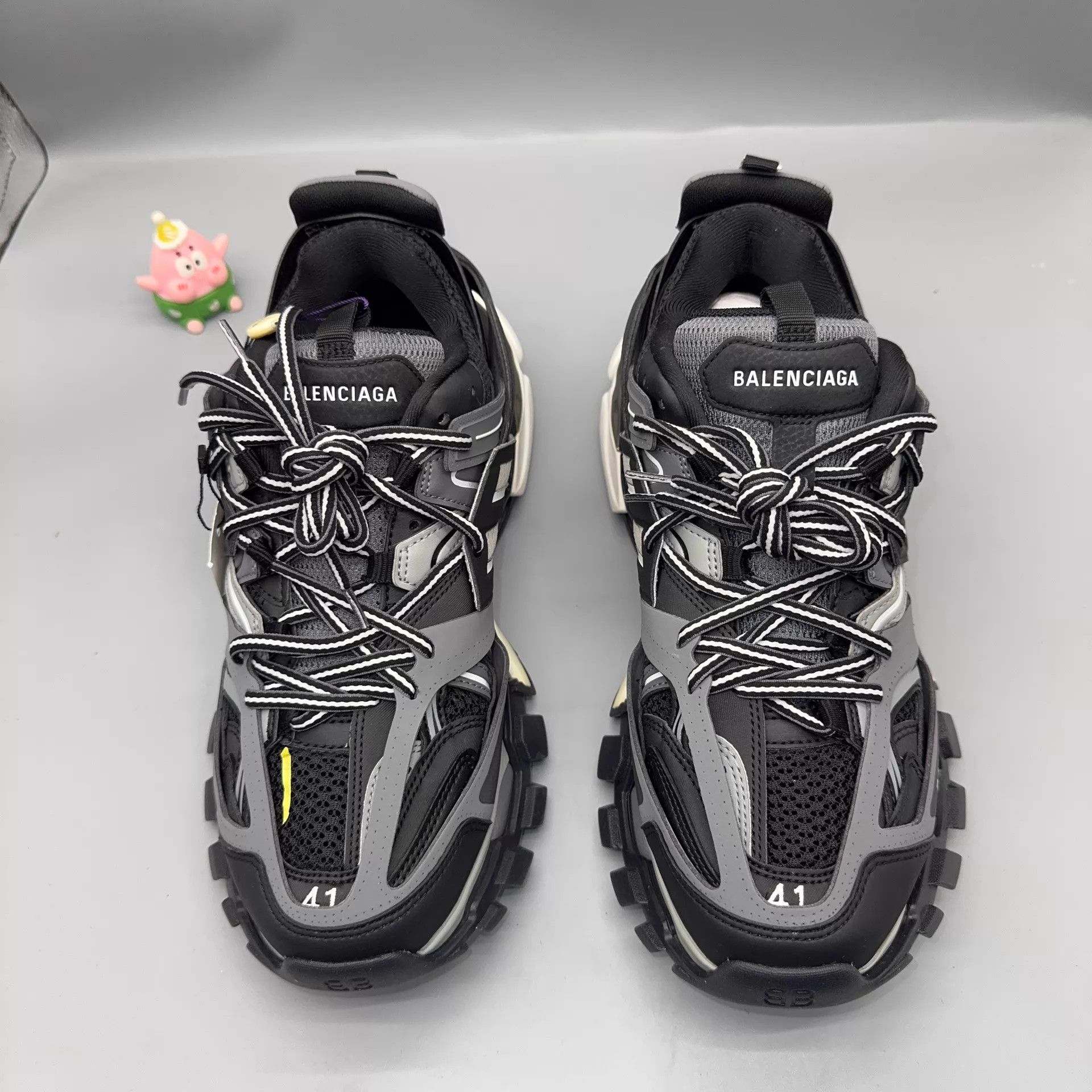 Balenciaga Balenciaga Track Black & Gray 41 Size US 8 / EU 41 - 2 Thumbnail