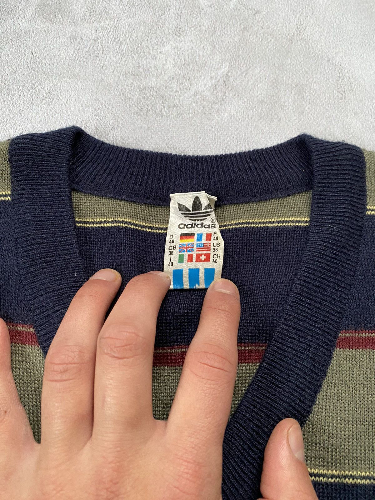 Adidas Mega Rare Vest Adidas 90s Business Retro Style streetstyle Size US L / EU 52-54 / 3 - 5 Thumbnail