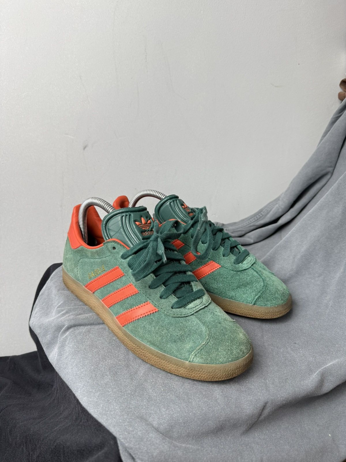 Adidas Vintage Style Adidas Gazelle Low Top Suede Trainers Sneakers Size US 6 / EU 39 - 3 Thumbnail