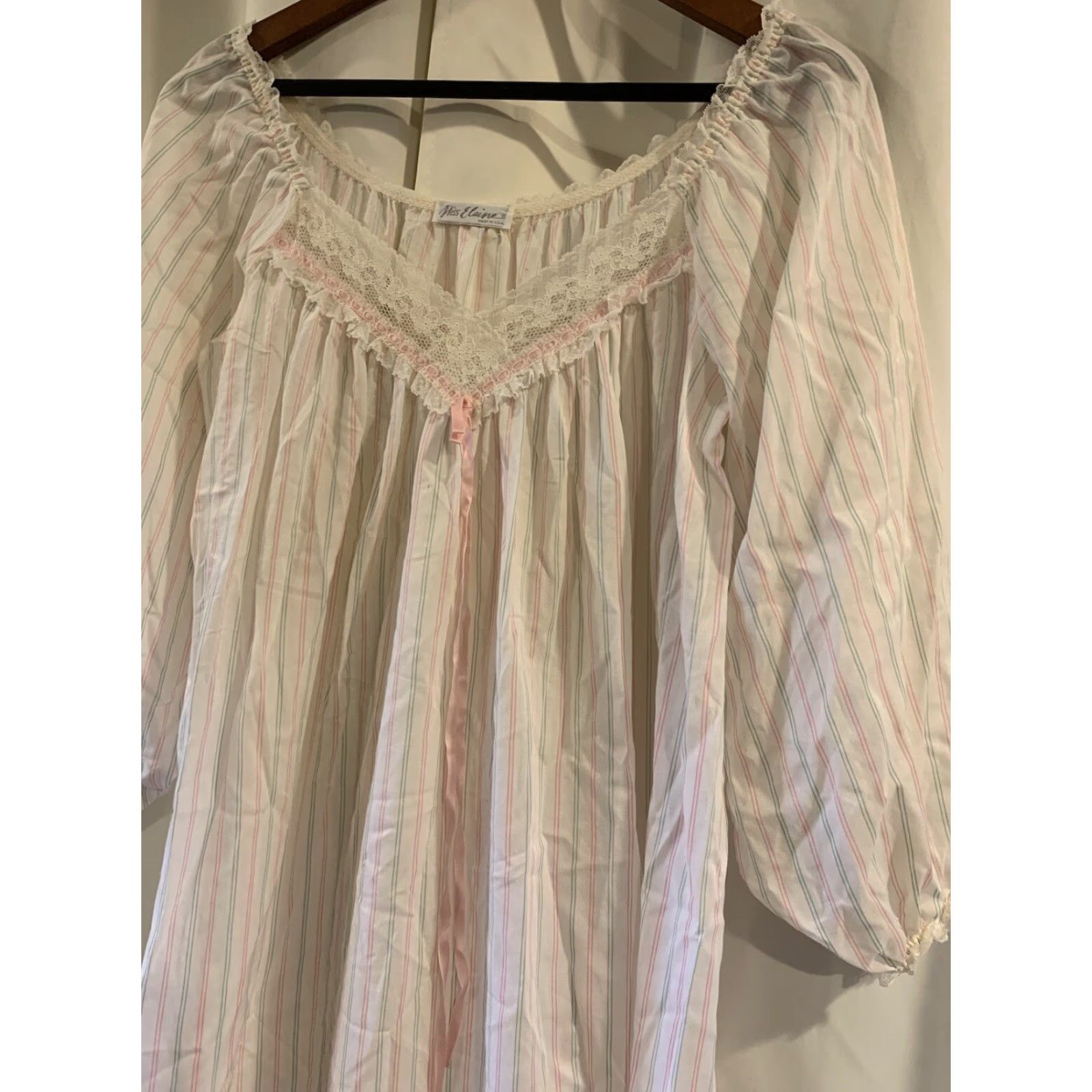 Vintage VINTAGE Miss Elaine Set Long Nightgown & Robe Size Small Pink 1960s Glamorous Womens Nightwear Shes? Size ONE SIZE - 5 Thumbnail