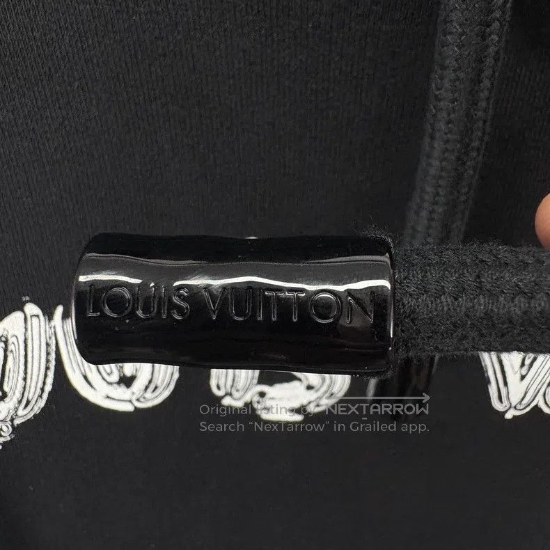 Louis Vuitton Louis Vuitton Black hooded sweatshirt Size US XL / EU 56 / 4 - 3 Thumbnail