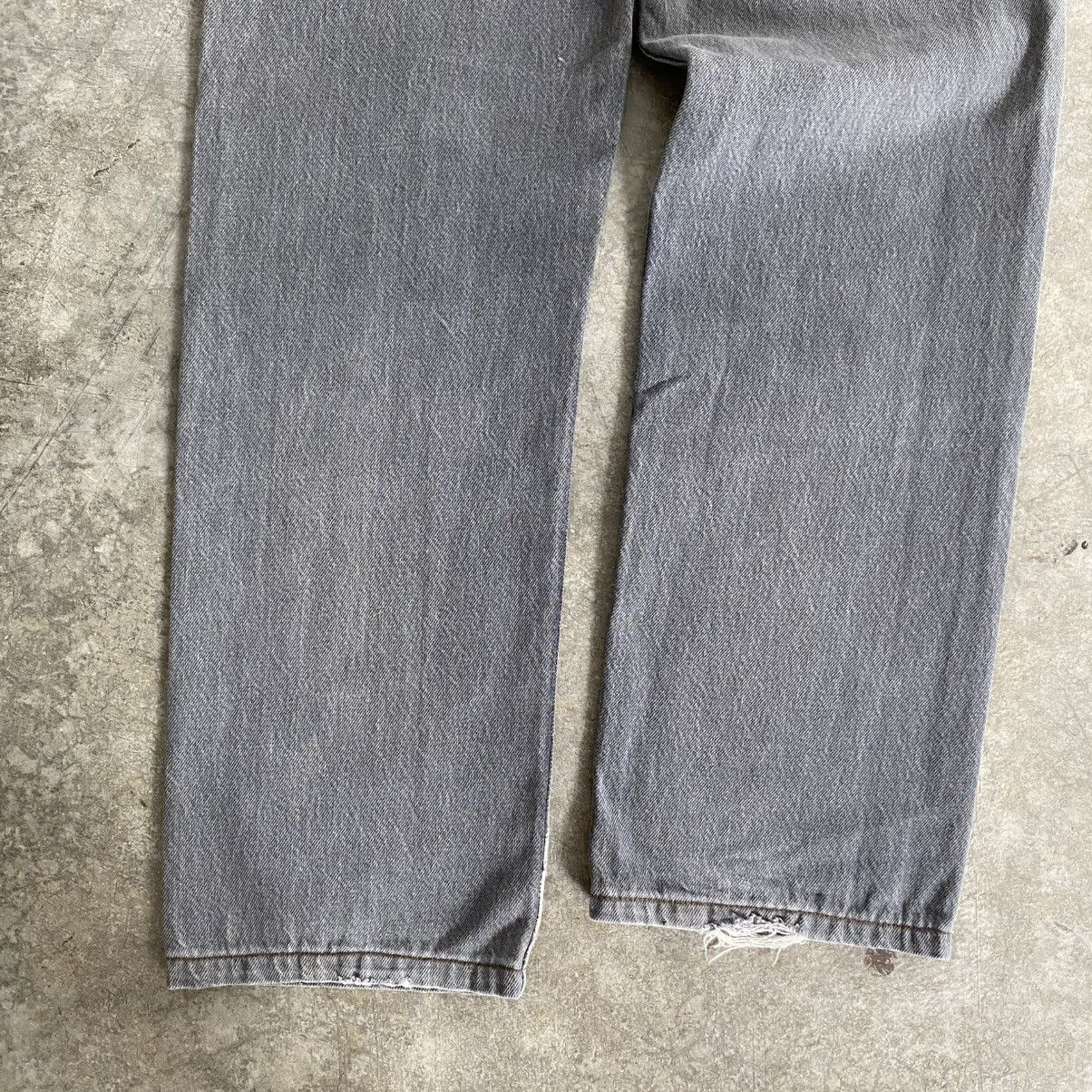 Levi's Vintage 80’s Levis 501 Faded Ash Grey Denim Jeans Size US 30 / EU 46 - 14 Thumbnail