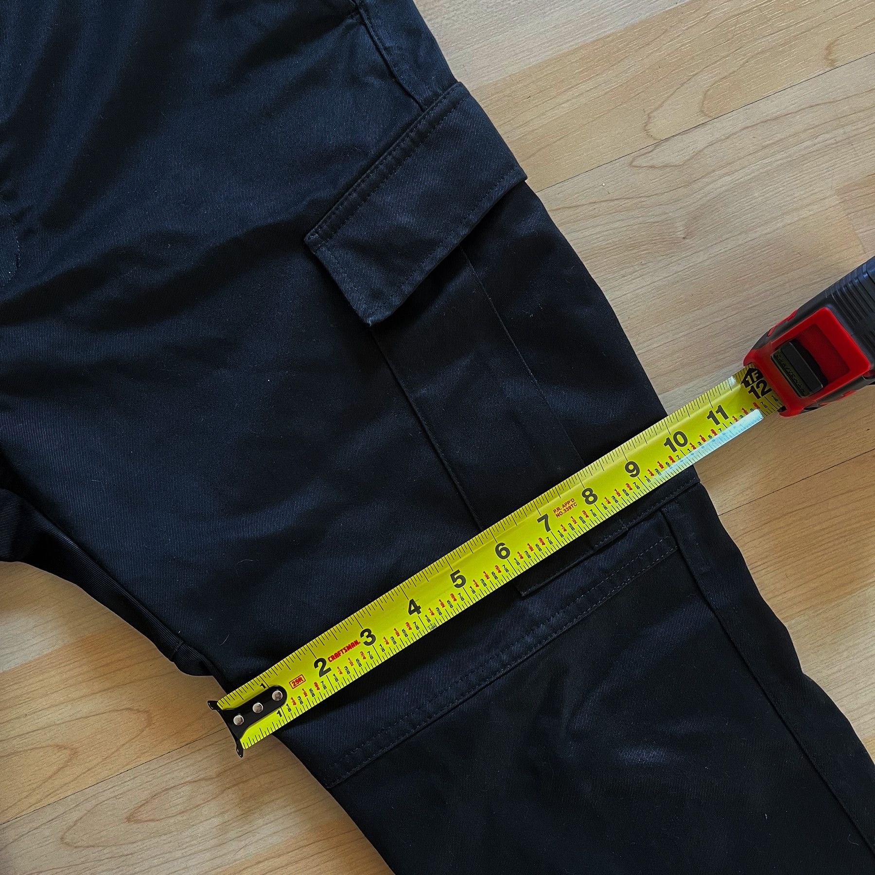 Balenciaga 2019 Balenciaga Straight Leg Cargo Pants (32x32) Size US 32 / EU 48 - 8 Thumbnail