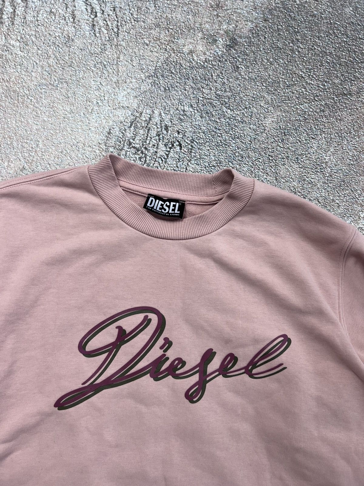 Designer y2K diesel big logo painted archival Japan style sweatshirt Size US M / EU 48-50 / 2 - 2 Thumbnail