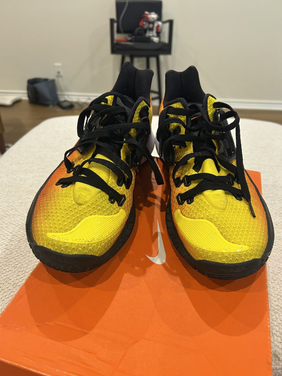 Nike Kyrie Low 2 Sunset Size US 11.5 / EU 44-45 - 6 Thumbnail