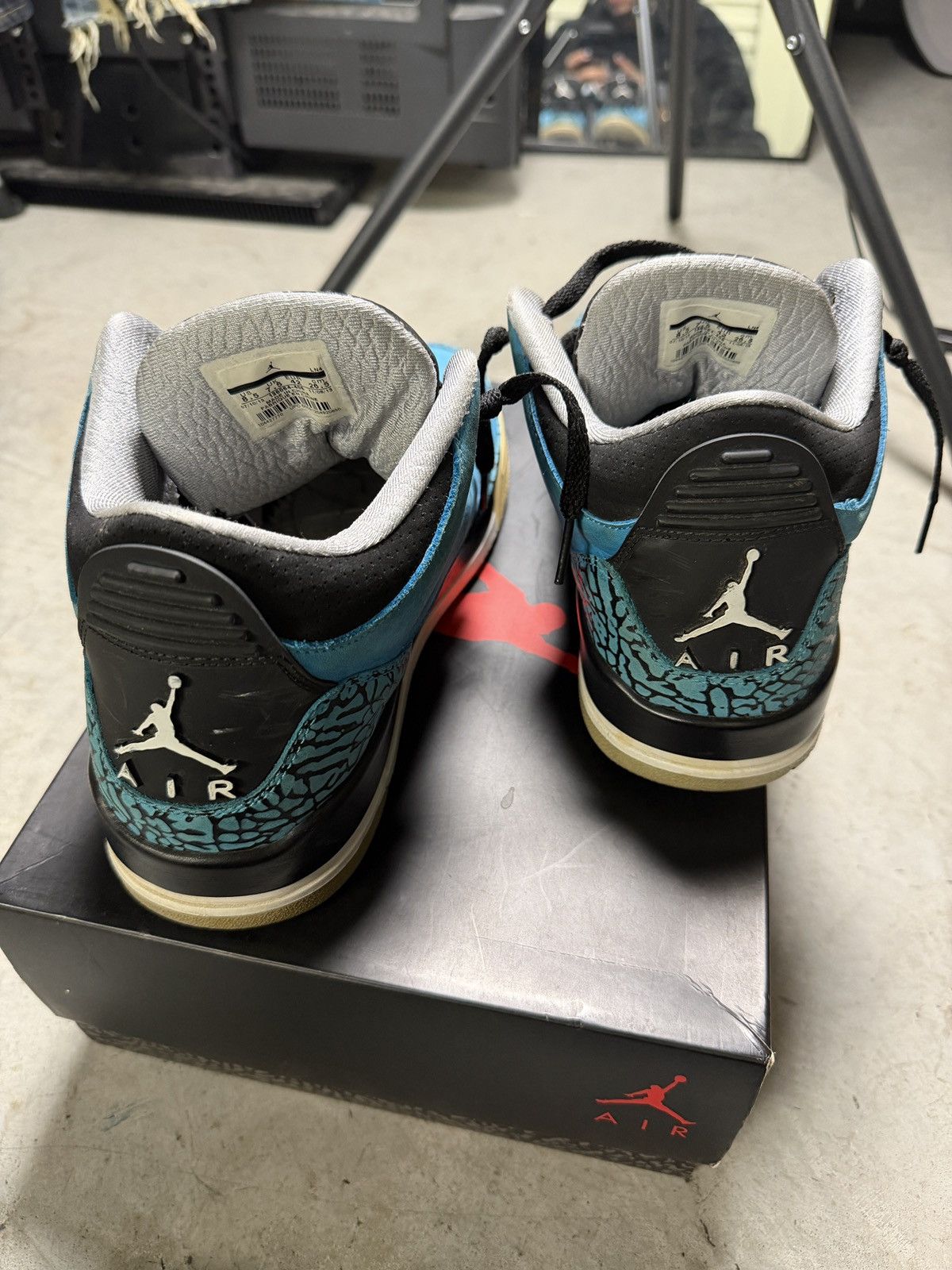 Nike Jordan Air Jordan 3 Retro Powder Blue Men’s Mid Top Sneaker Size US 8.5 / EU 41-42 - 4 Thumbnail