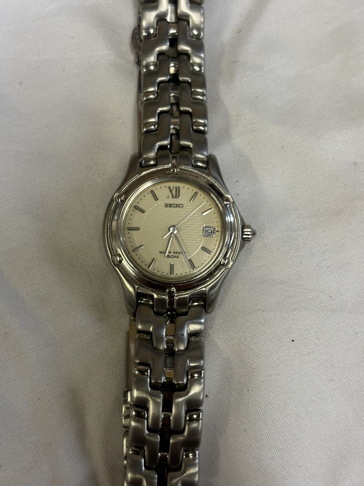 Seiko Seiko 7N82-0599 5 Bar Silver Tone Womens Watch! New battery! Size ONE SIZE - 7 Thumbnail
