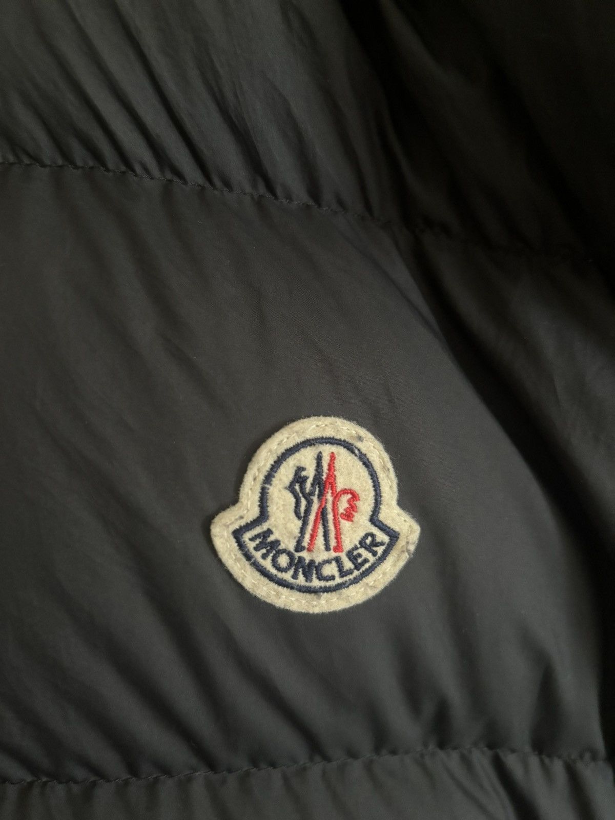 Moncler CARDAMINE HOODED DOWN VEST Size US M / EU 48-50 / 2 - 3 Thumbnail