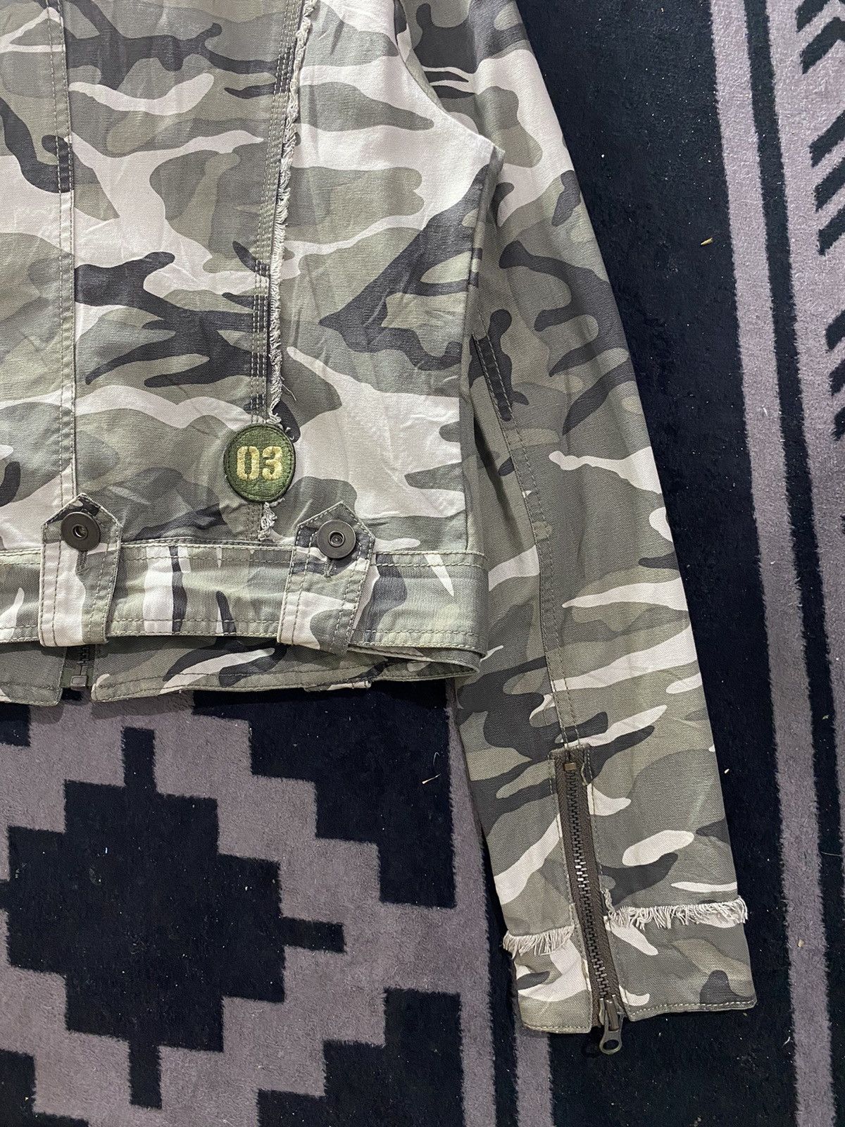 If Six Was Nine × Japanese Brand × Le Grande Bleu (L.G.B.) 2000s nipper studed distressed camo jacket goa style Size US M / EU 48-50 / 2 - 7 Thumbnail