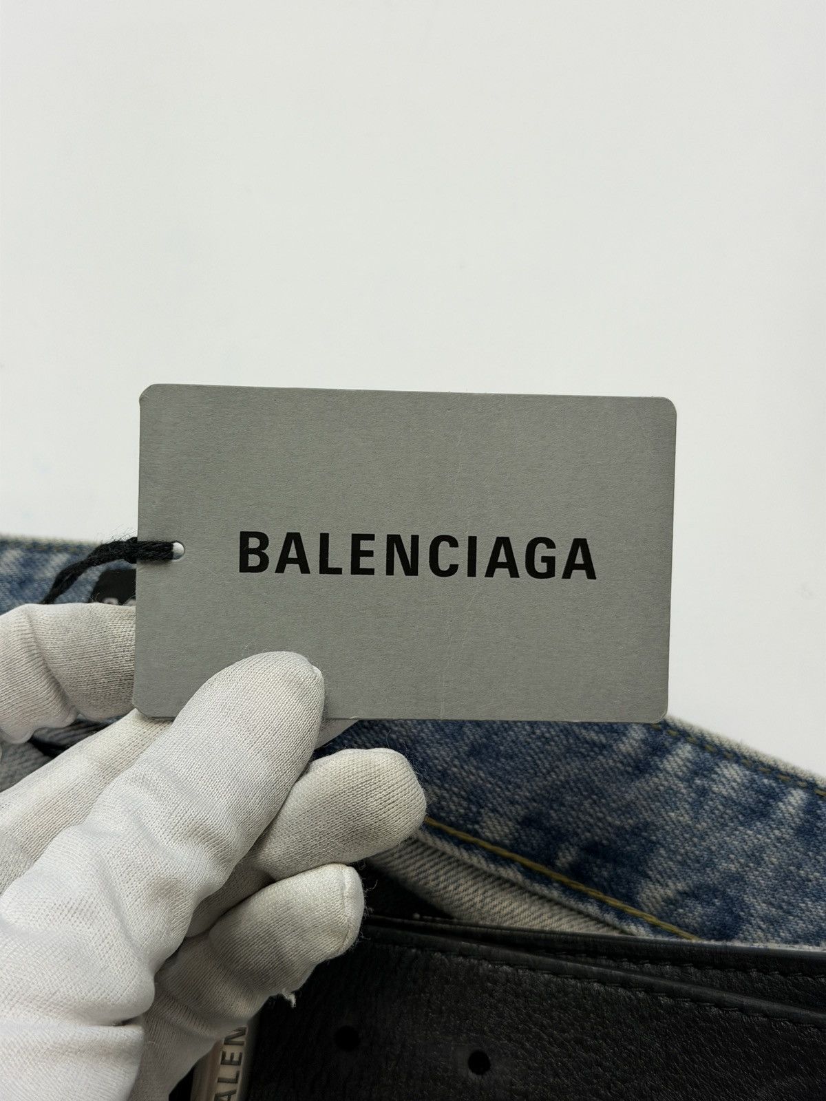 Balenciaga Balenciaga Integrated Belt Washed Blue Denim Pants Size US 28 / EU 44 - 16 Thumbnail