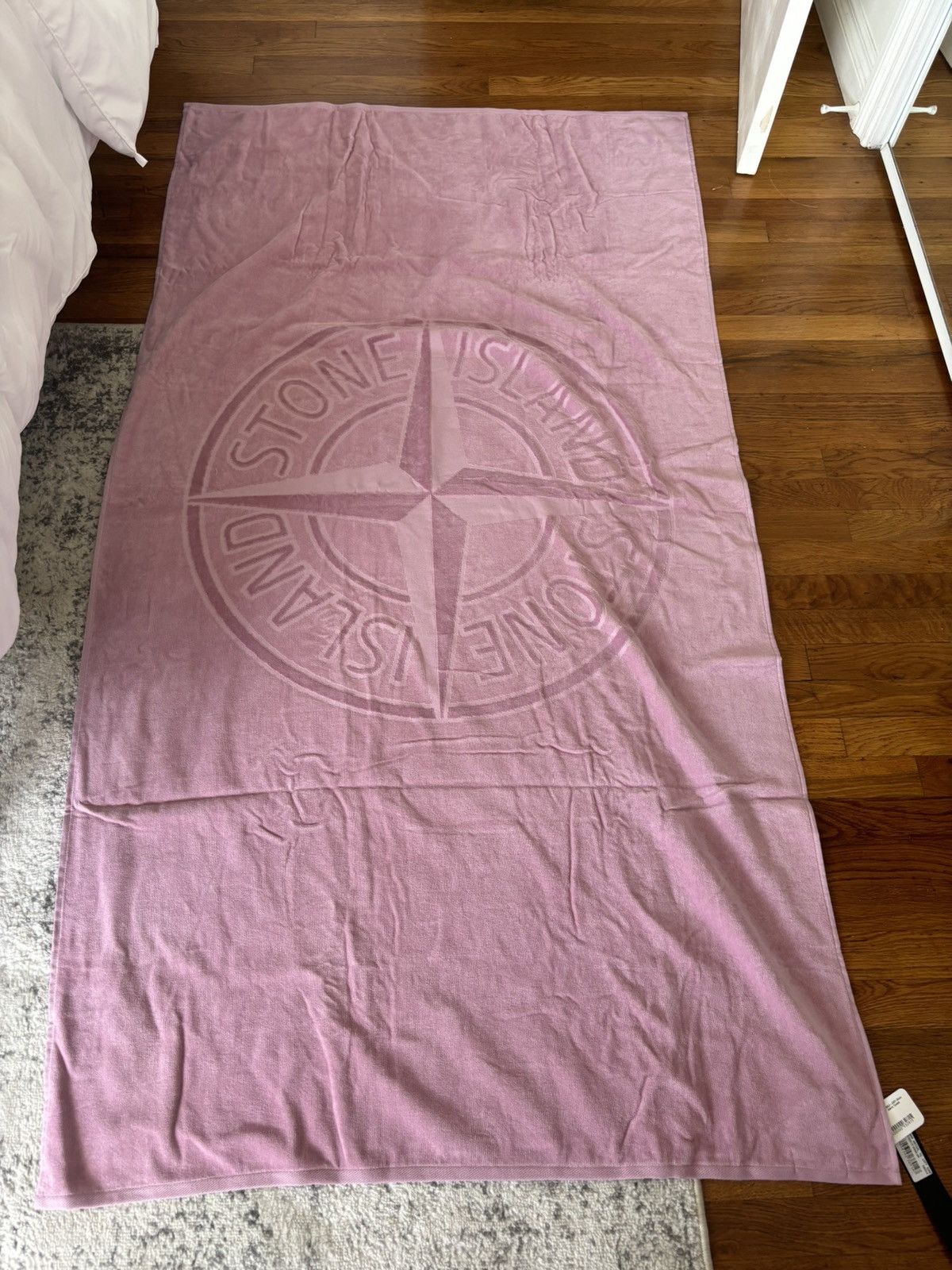 image of Stone Island Beach Towel in Pink, Men's