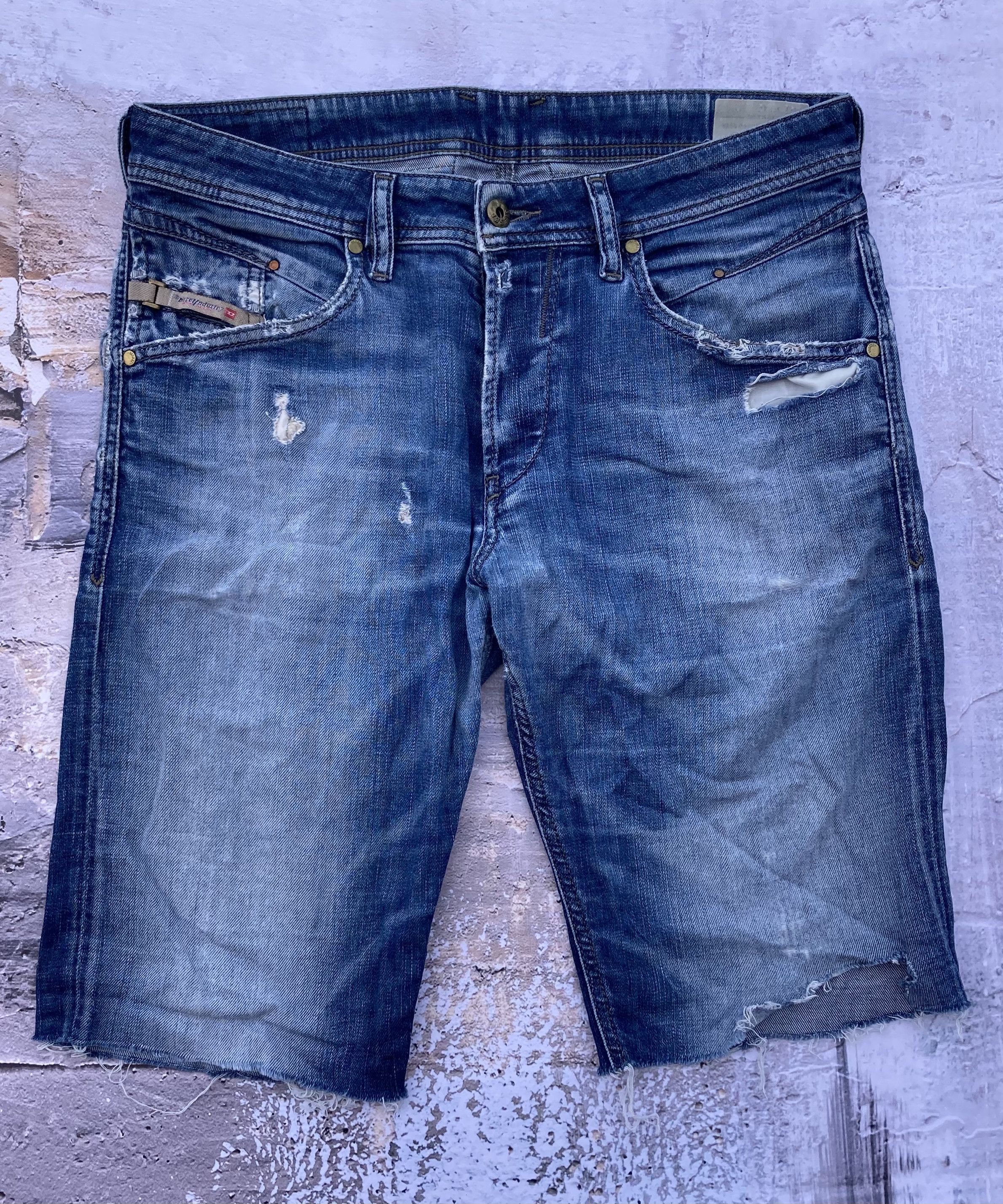 Diesel Vintage Jeans Shorts Diesel Men's Size 30 Size US 30 / EU 46 - 1 Thumbnail