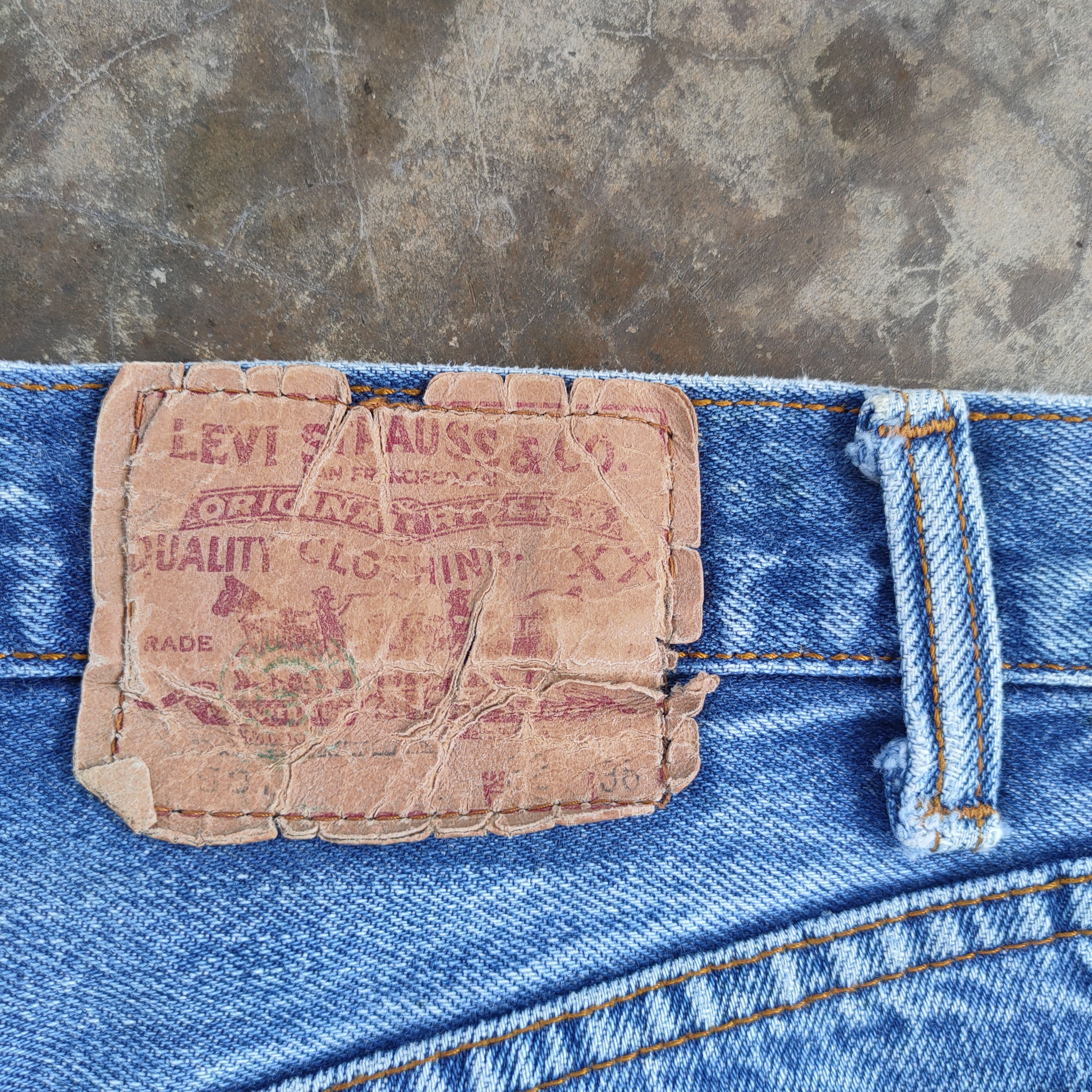 Levi's Vintage Clothing W30 VINTAGE LEVI'S 501 00' DISTRESSED JEANS DENIM PANTS Size US 30 / EU 46 - 16 Thumbnail