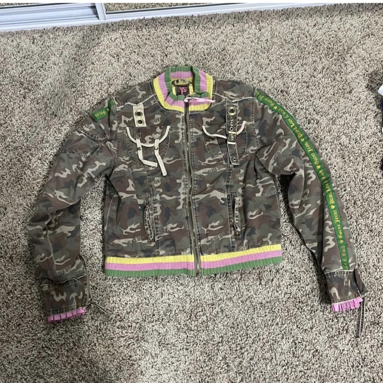 Guess × Vintage Y2K Guess Camouflage Jacket Size S / US 4 / IT 40 - 1 Thumbnail