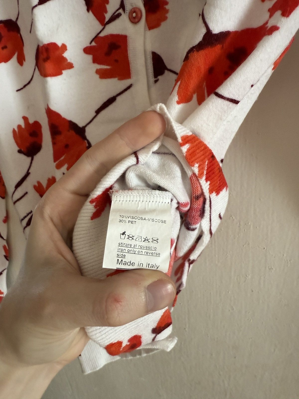 Blumarine Vintage Miss Blumarine Red Floral Cardigan White Knit Size L / US 10 / IT 46 - 7 Thumbnail