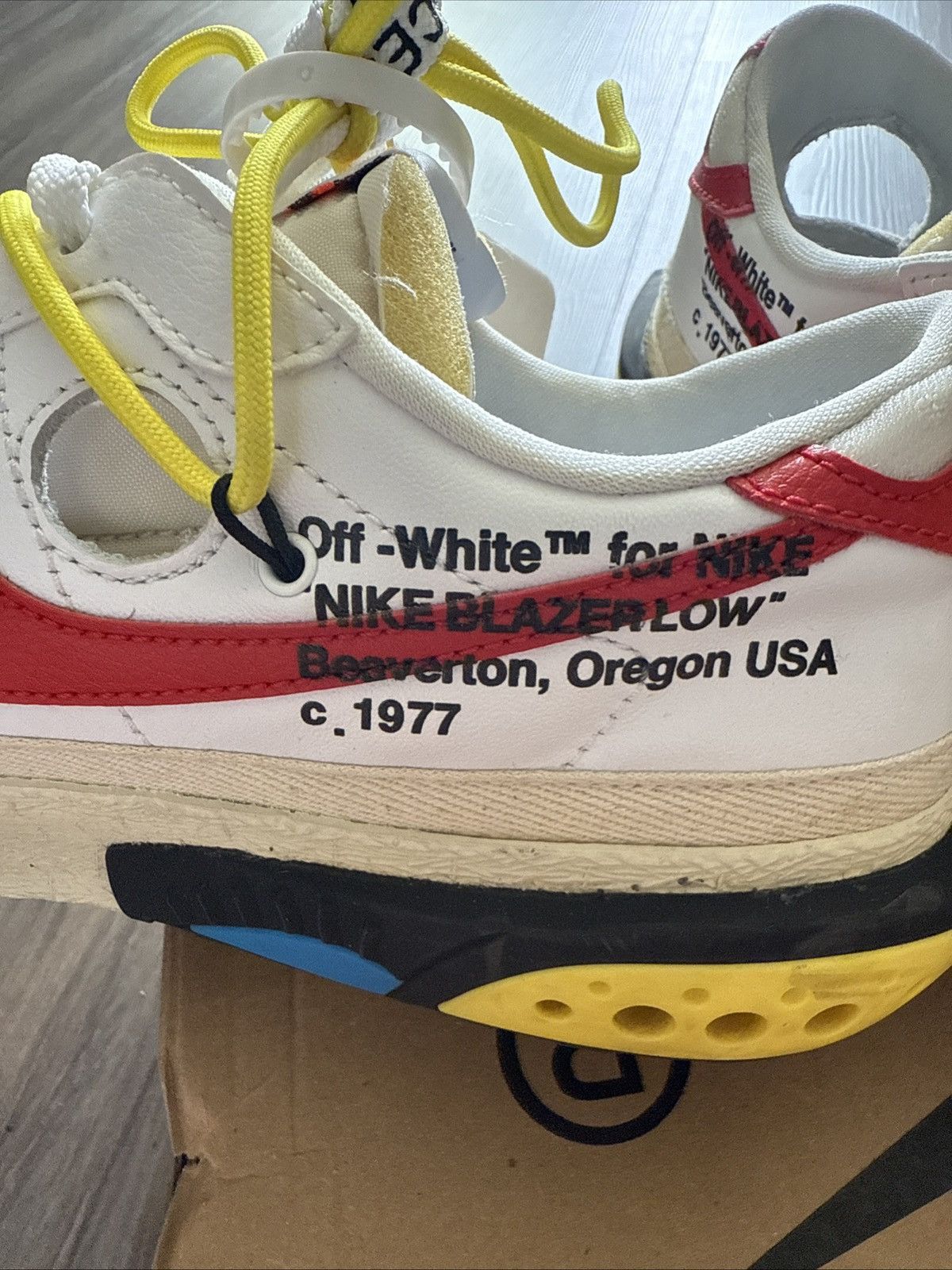 Nike Nike Off-White Blazer Low White University Red Size 11 Size US 11 / EU 44 - 6 Thumbnail
