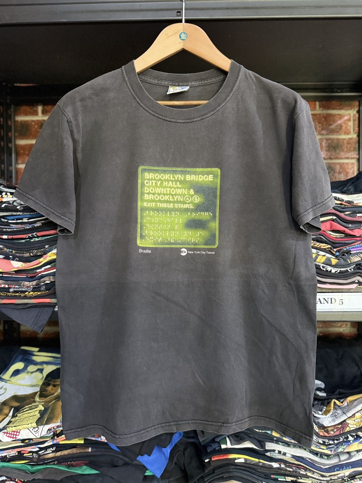 Vintage Thrashed Subway Live NYC braille Sun Faded Tee Size US M / EU 48-50 / 2 - 1 Thumbnail