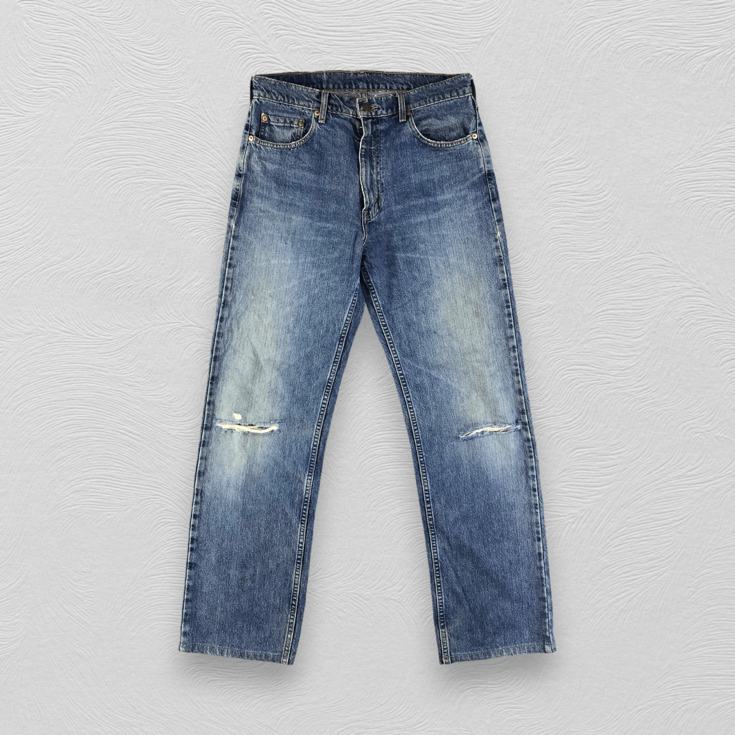 Levi's Vintage Levis 519 Jeans Medium Wash Denim KJ1863 Size US 33 - 1 Thumbnail