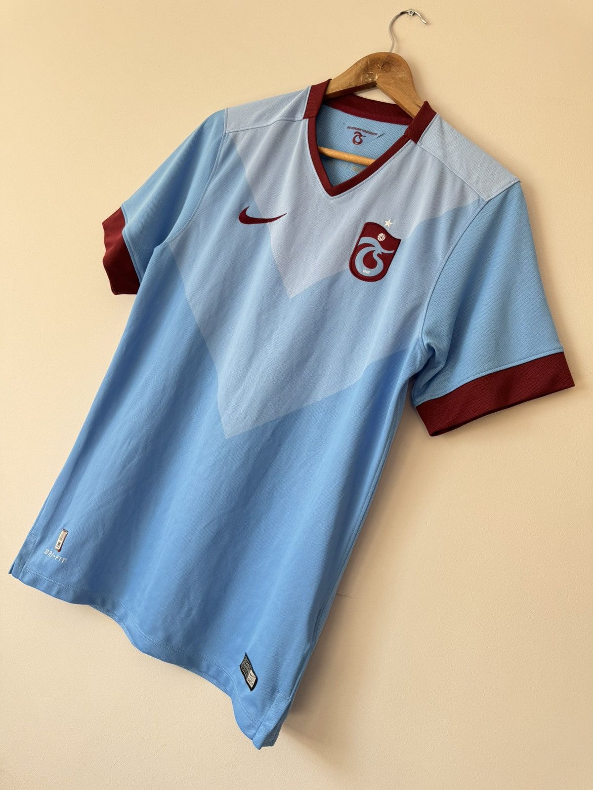 Nike Trabzonspor 2014-2015 Third Soccer Jersey Nike Shirt Kit Size US S / EU 44-46 / 1 - 3 Thumbnail