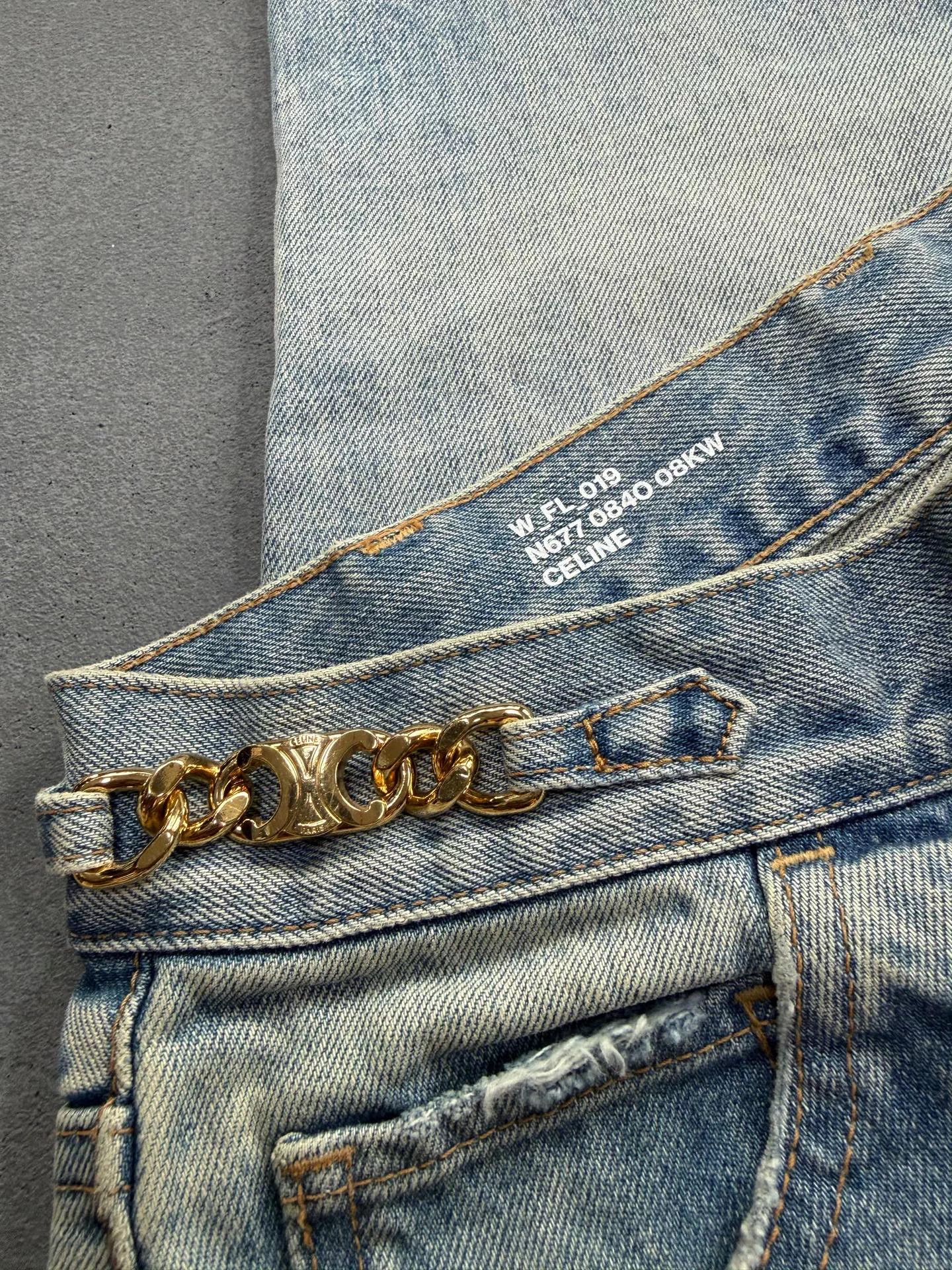 Celine Celine Triomphe Flared Jeans 27 Worn Once Size 27" / US 4 / IT 40 - 3 Thumbnail