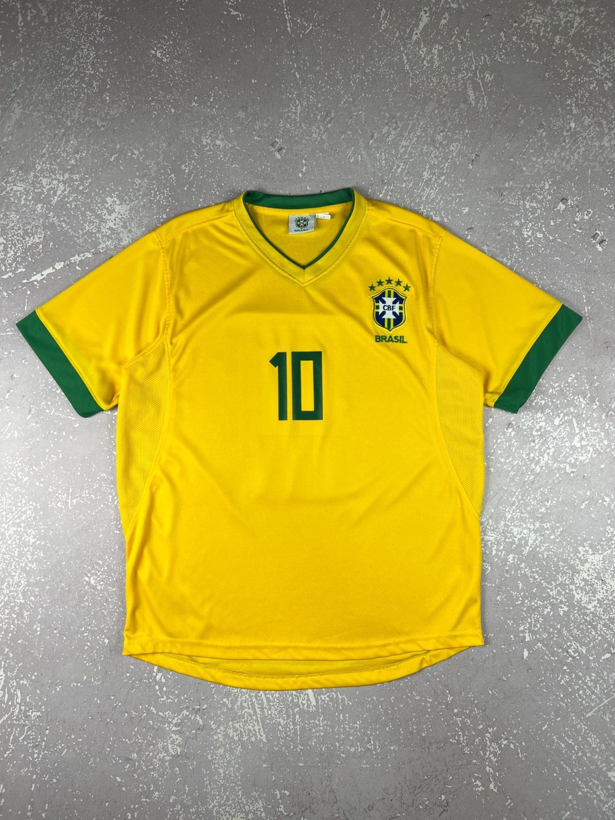 Other Brazil #10 KAKA Soccer Jersey Camiseta BLOKE Yellow T Shirt Size US XL / EU 56 / 4 - 1 Thumbnail