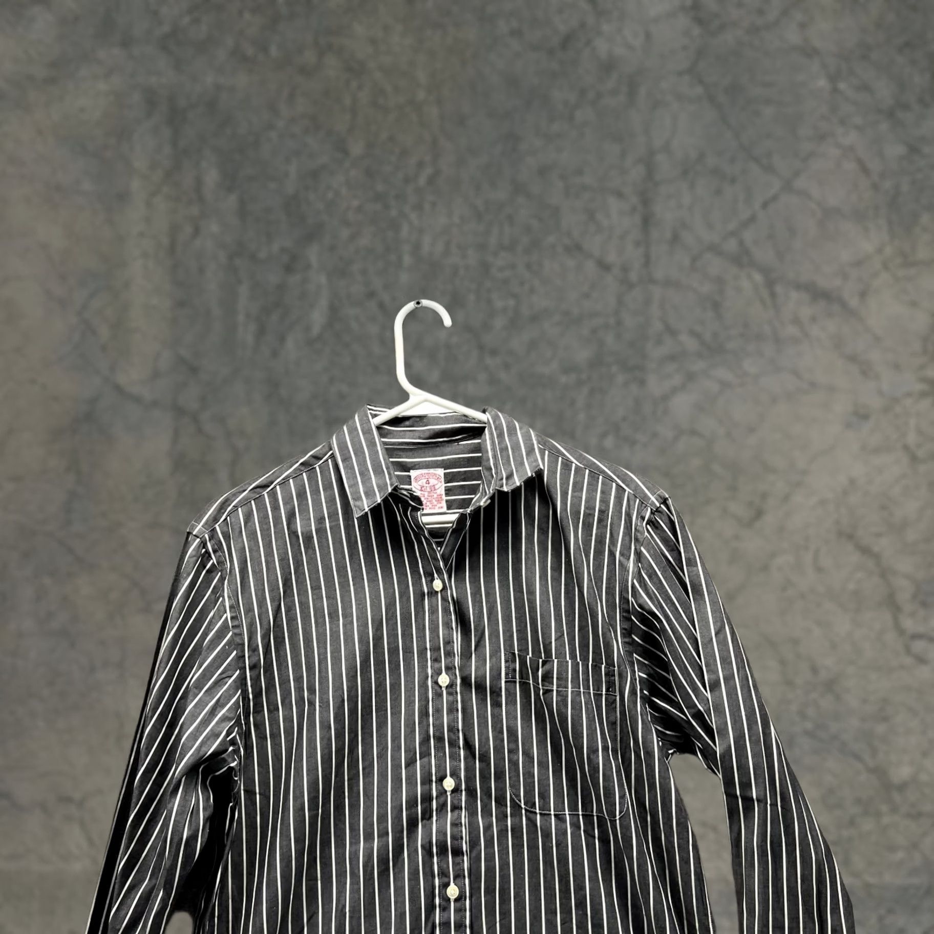 Brooks Brothers Brooks Brothers Shirt Women 4 Striped Button-Up Long Sleeve Black White Casual Business Womens Size 4 Regular Colorful All Seasons Size S / US 4 / IT 40 - 1 Thumbnail