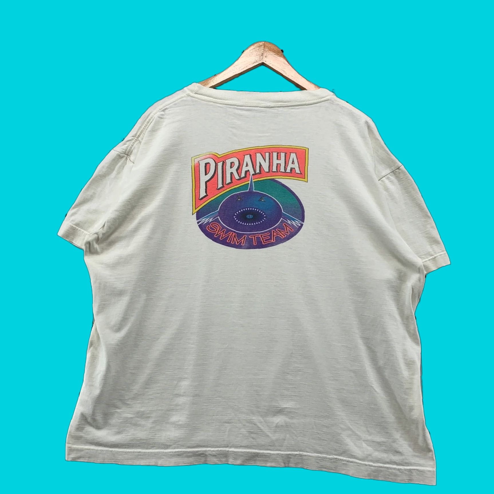 Swims VINTAGE Piranha Swim Team Shirt Mens XL White Short Sleeve Made USA Size US XL / EU 56 / 4 - 1 Thumbnail