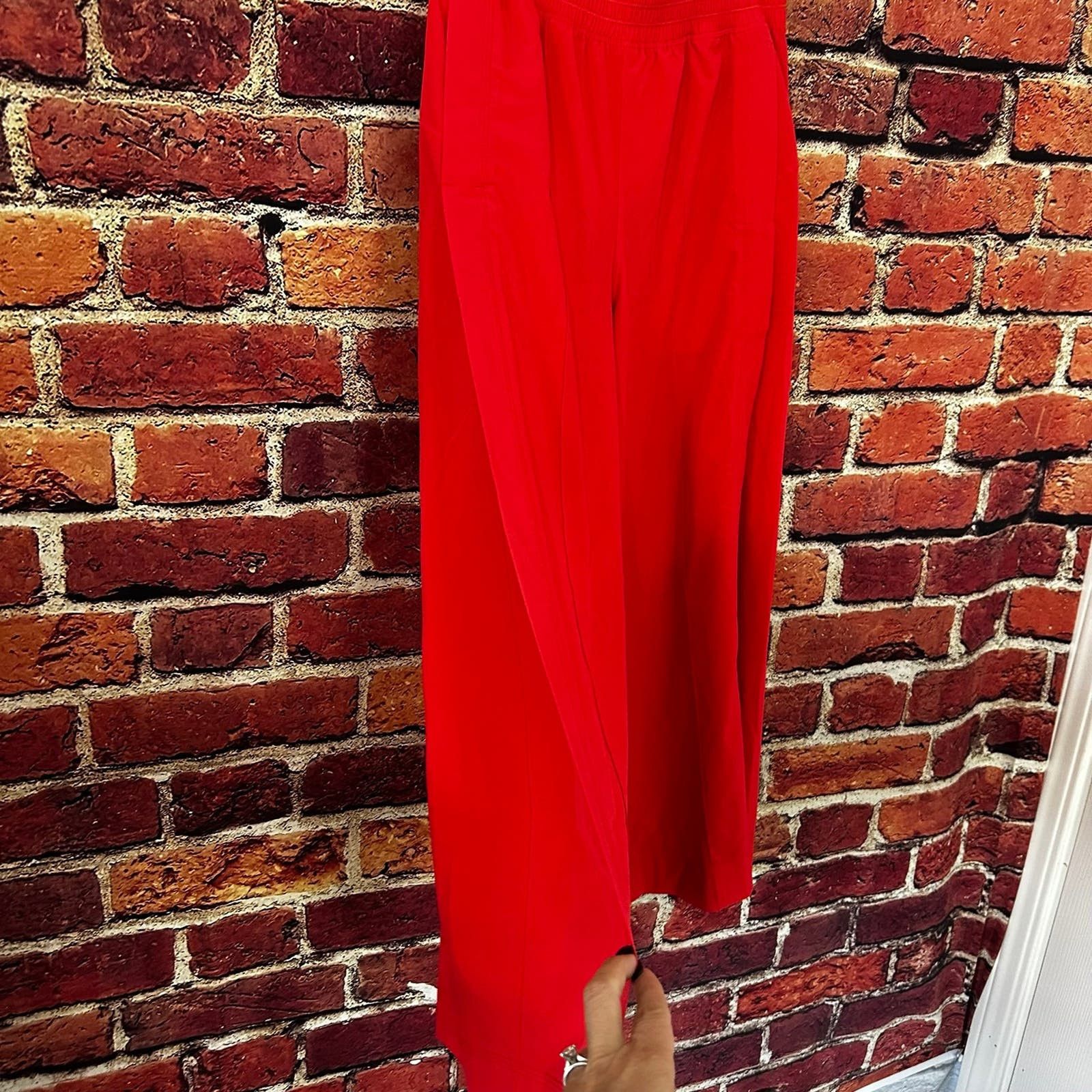 Lululemon Lululemon wanderer culotte pants Size 27" / US 4 / IT 40 - 2 Thumbnail