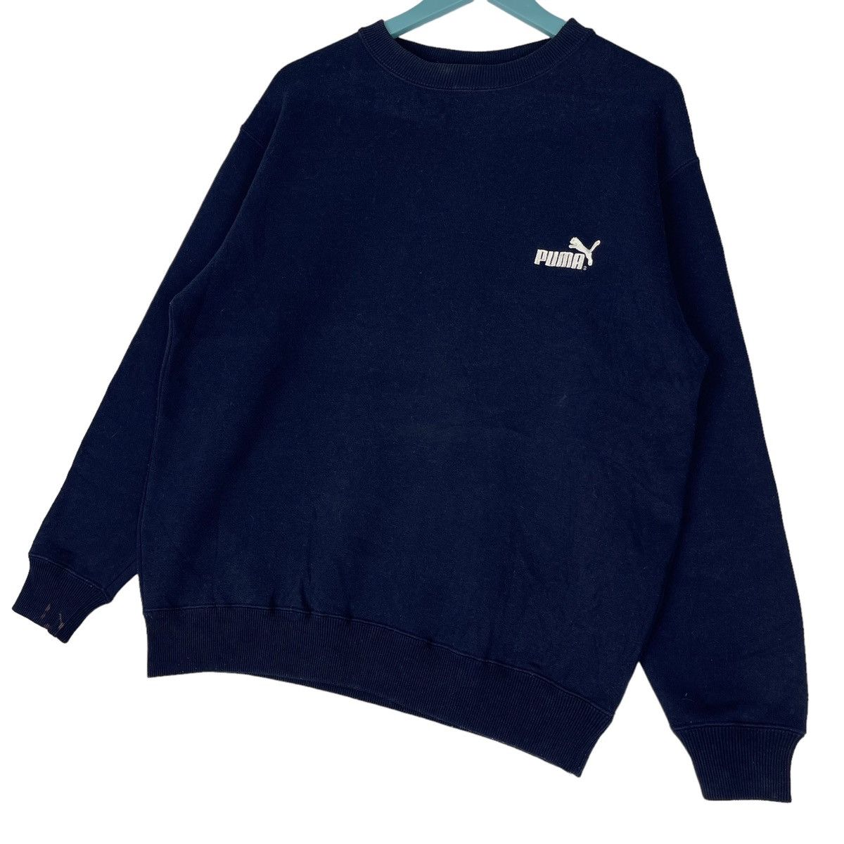 Puma × Vintage Vintage Puma Small Embroidered Crewneck Sweatshirt Navy Size US L / EU 52-54 / 3 - 2 Thumbnail
