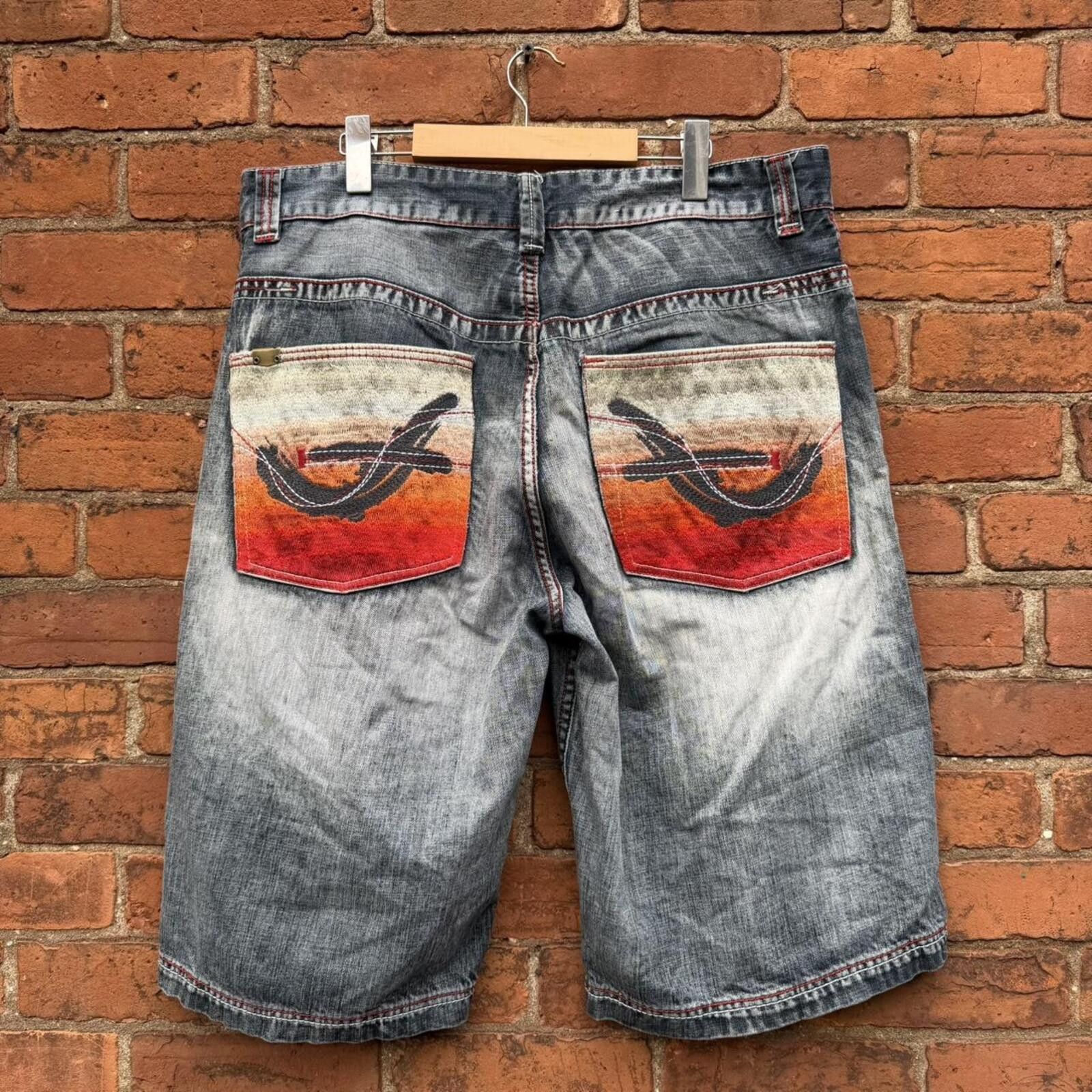 Pepe Jeans vintage Pepe jeans Jean shorts 00s jorts 38x14 Size US 38 / EU 54 - 1 Thumbnail