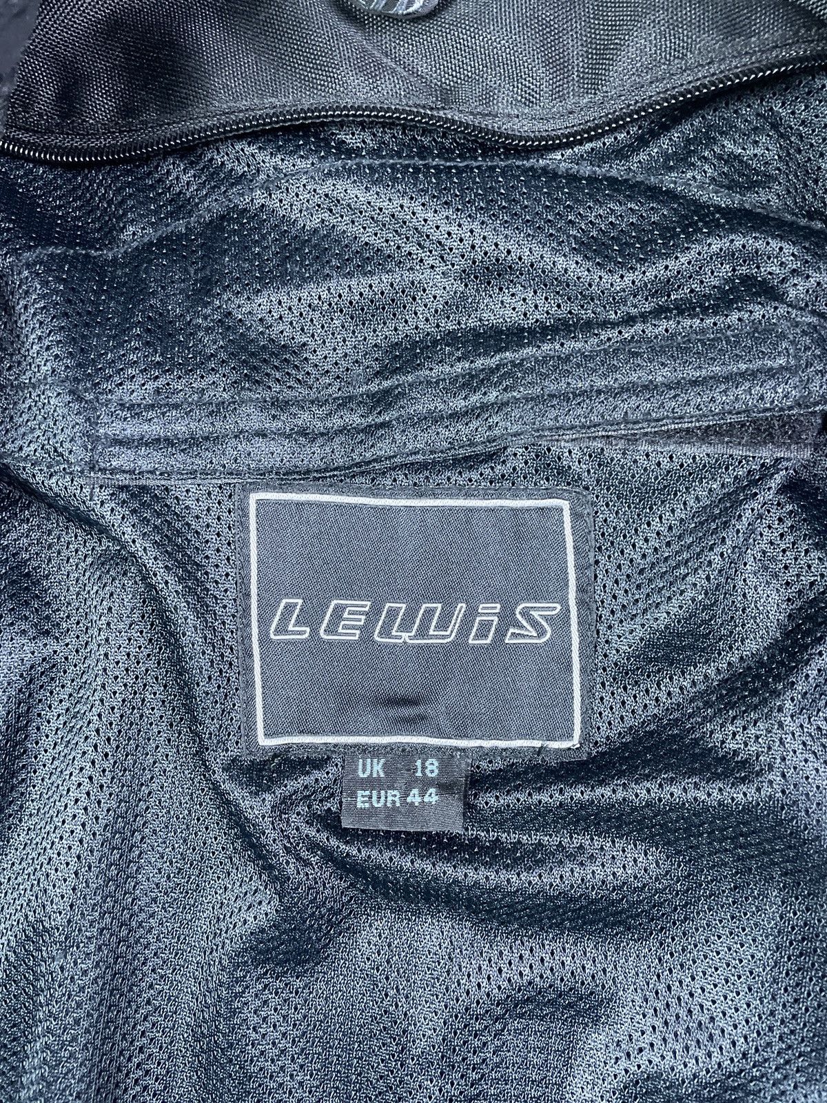 Vintage Vintage Y2K Lewis Racing Motocycle Leather Jacket Size XL / US 12-14 / IT 48-50 - 7 Thumbnail