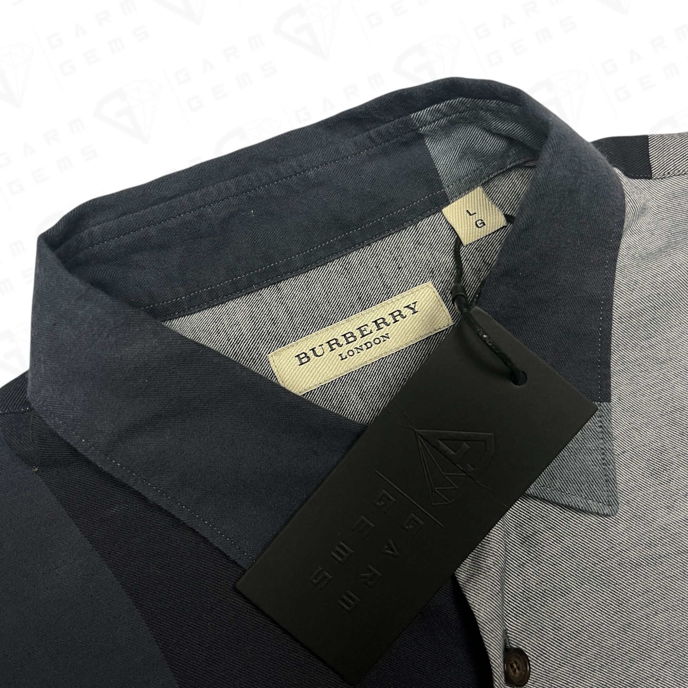 Burberry Burberry Checkered Button Up Long Sleeve Shirt Size US L / EU 52-54 / 3 - 3 Thumbnail