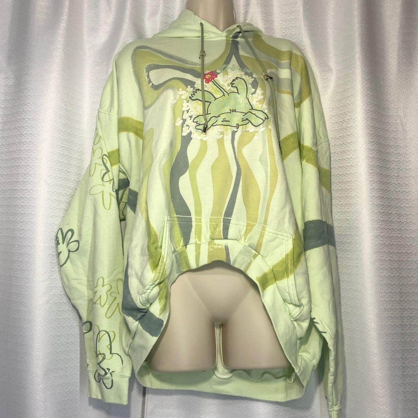 image of Collina Strada Puppy Tie Dye Round Hem Hoodie Women Size L in Green, Men's