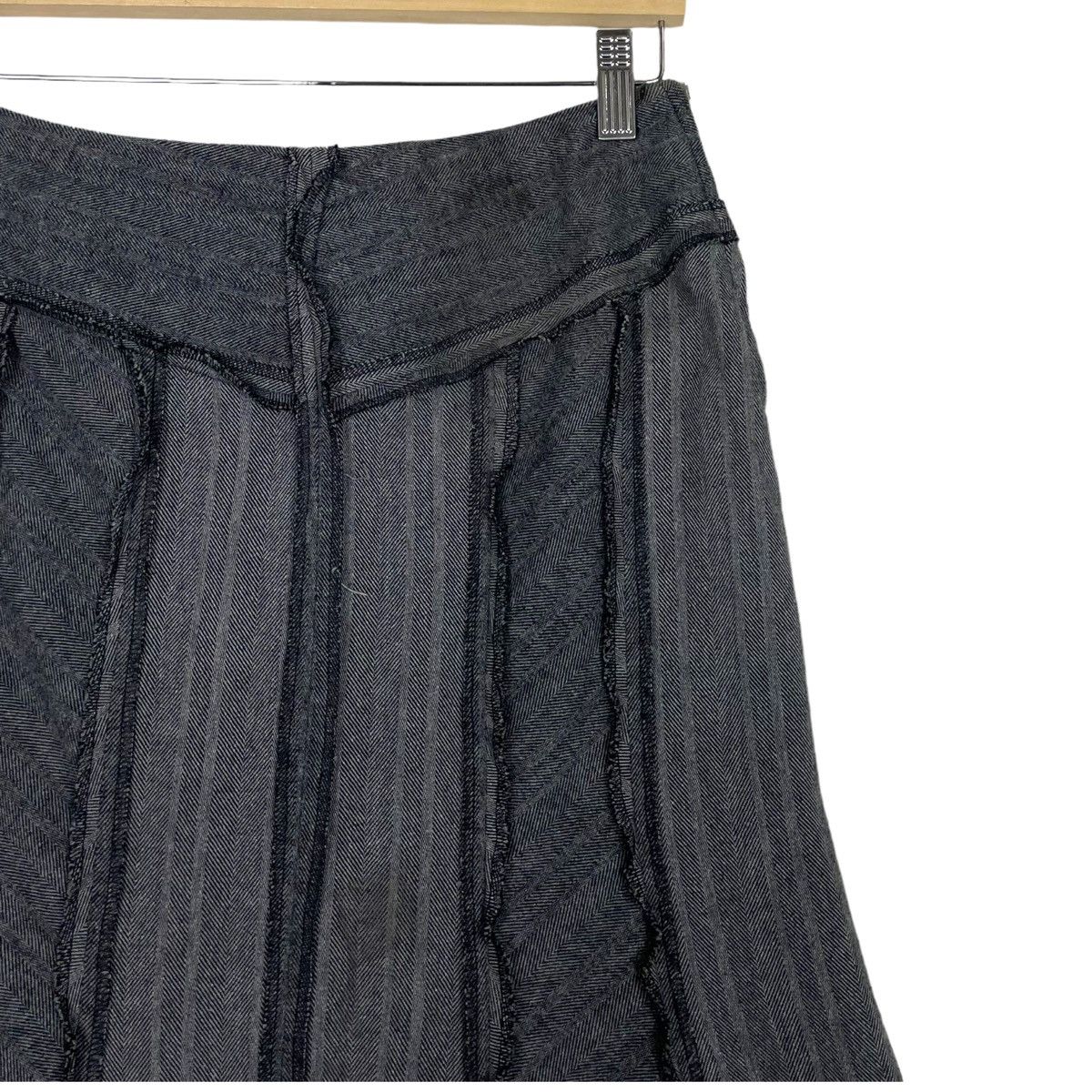Max Mara 💥MAX MARA PLEATED BONDAGE SKIRT Size 26" / US 2 / IT 38 - 3 Thumbnail