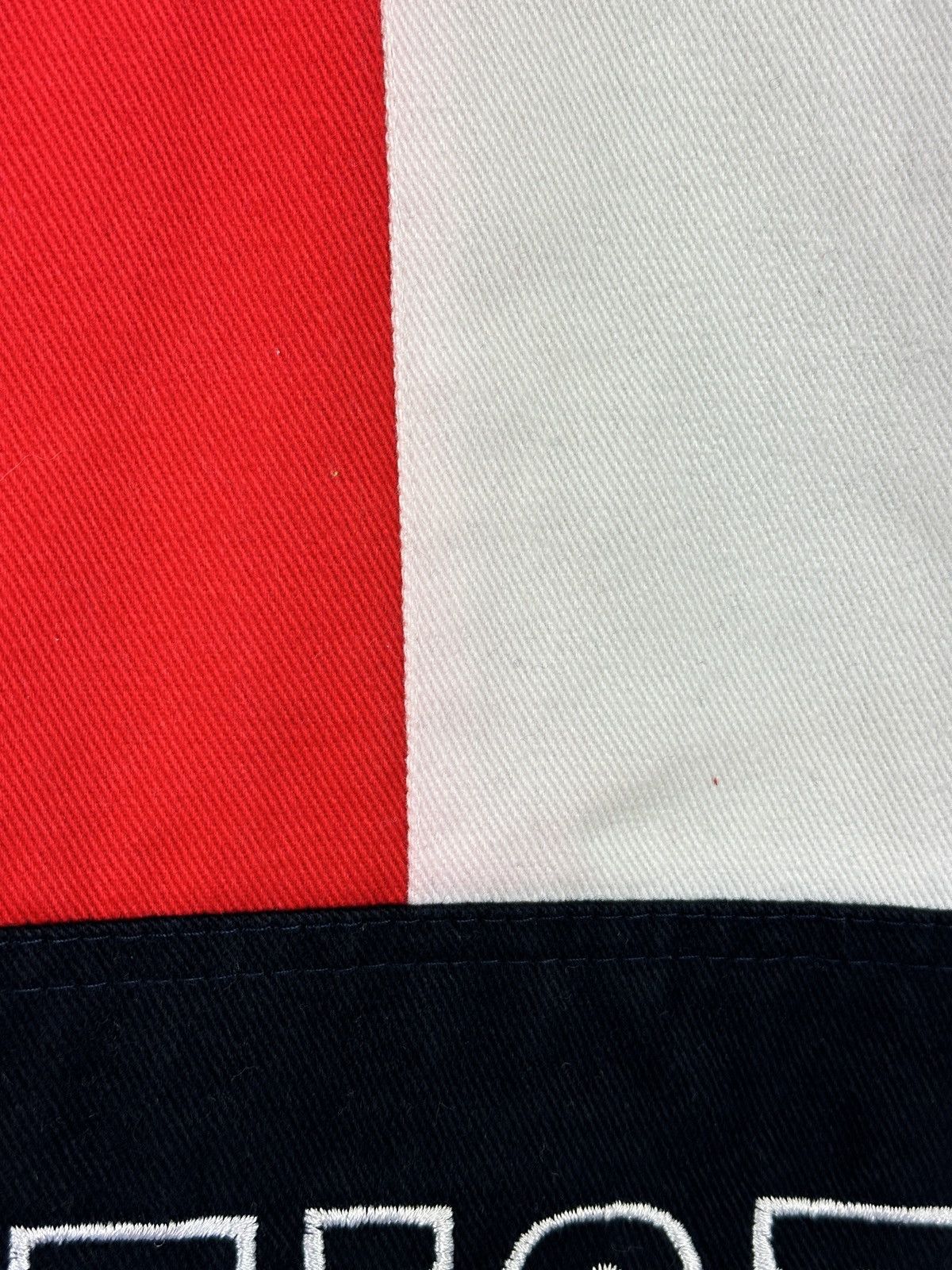 Tommy Hilfiger × Vintage Vintage 90’s Tommy Hilfiger Big Embroidered Logo Jacket Size US XS / EU 42 / 0 - 9 Thumbnail