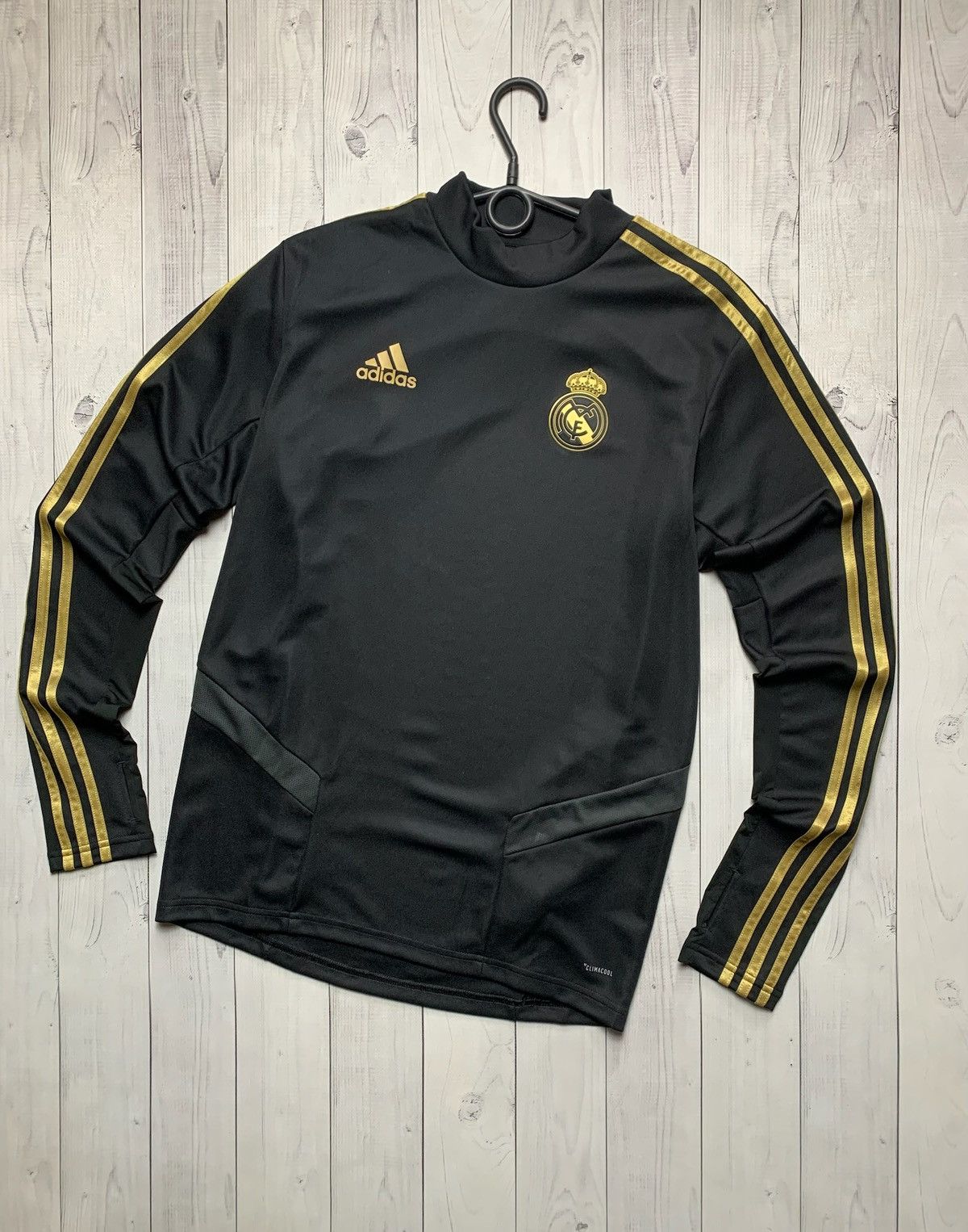 Vintage Vintage adidas Real Madrid soccer sweatshirt gold line S Size US S / EU 44-46 / 1 - 1 Thumbnail