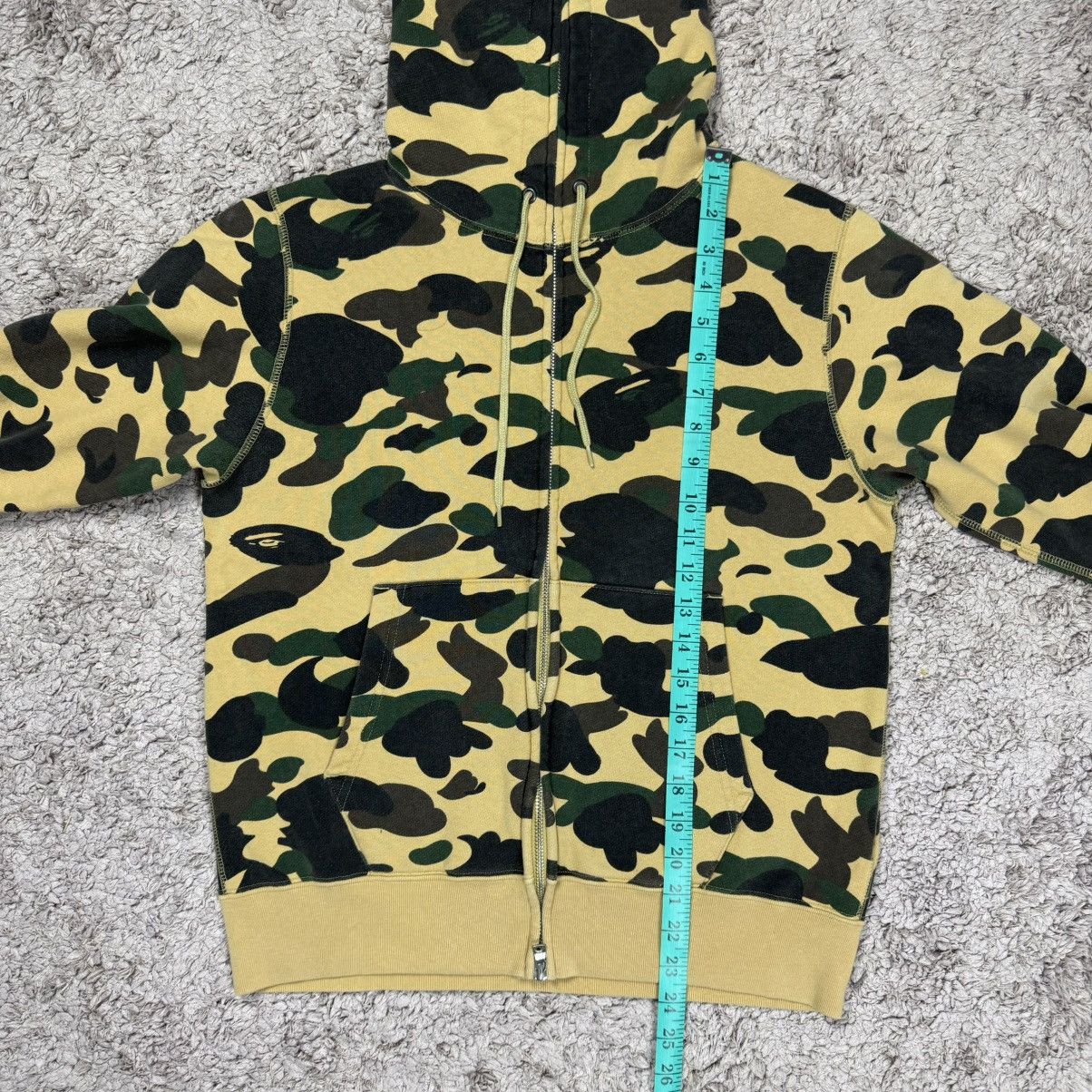 Bape Vintage Bape 1st Camo Fullzipper Hoodie Size US S / EU 44-46 / 1 - 15 Thumbnail