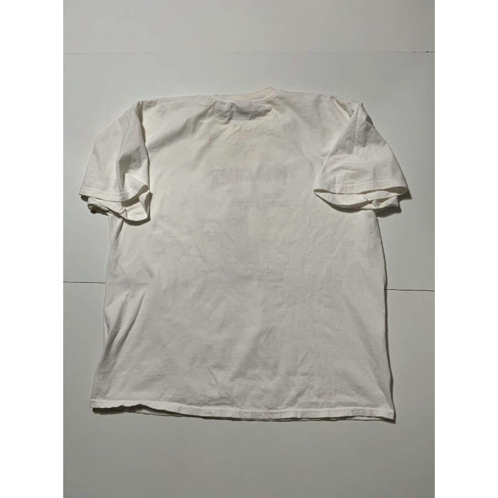 Gildan VINTAGE Wyatt Earp Welcome To O.K. Corral Gunfight Western Outlaw T-Shirt Sz.XXL Men's White T-Shirt Western Mens 2XL Size US XXL / EU 58 / 5 - 3 Thumbnail