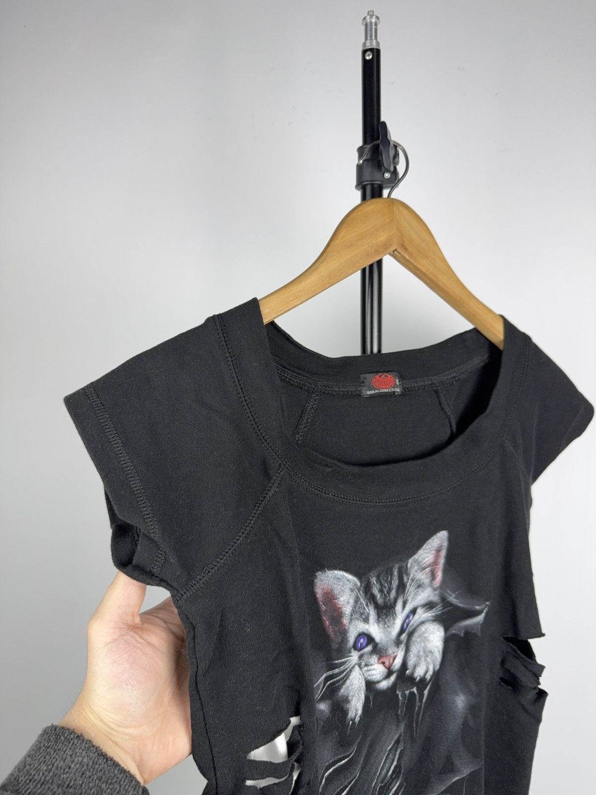 Vintage Spiral Direct Goth Opium Cat Graphic Distressed Tee Y2K Alt Size XL / US 12-14 / IT 48-50 - 2 Thumbnail
