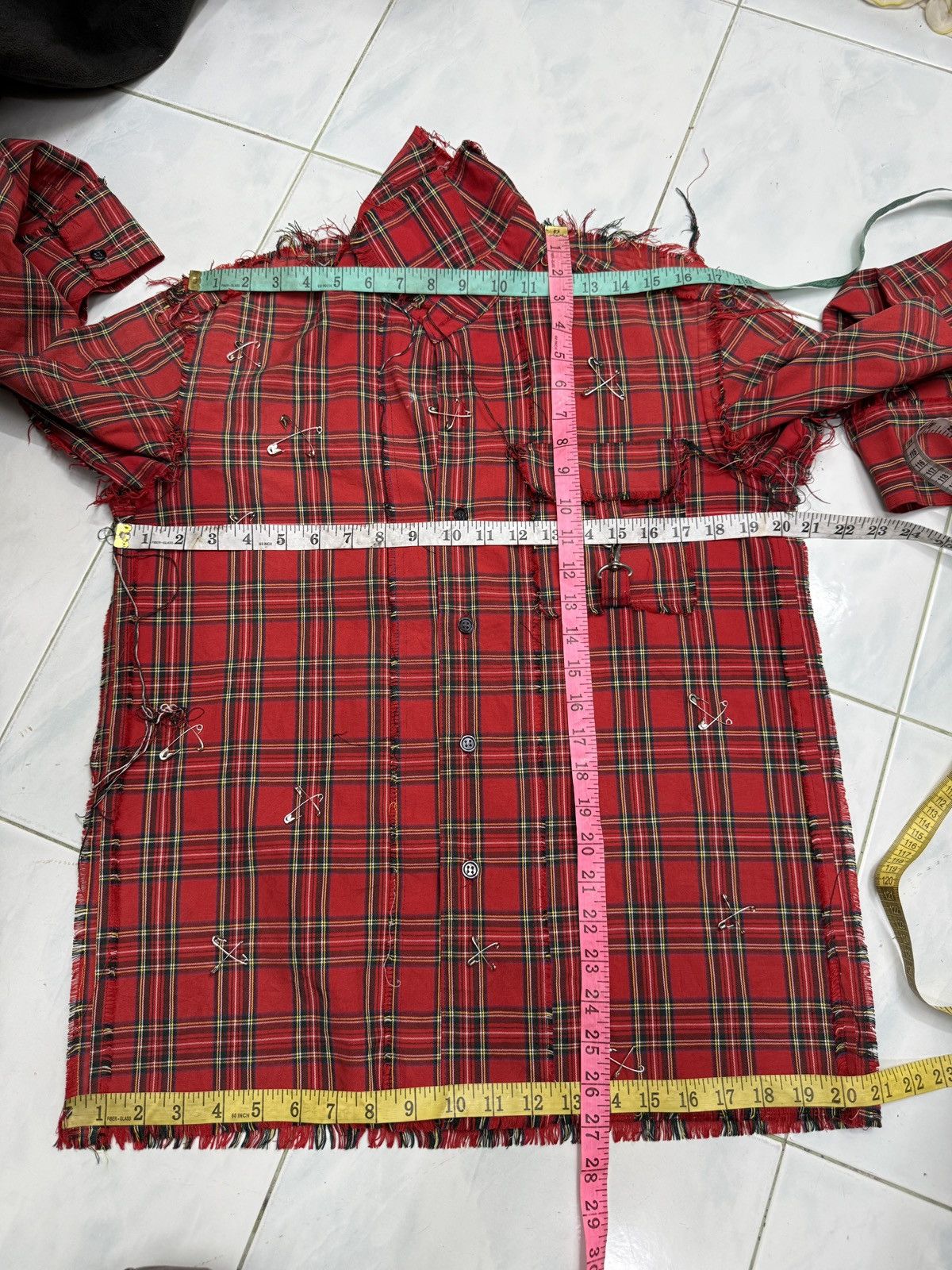 Seditionaries 🔥🔥🔥ARCHIVE V-DIVE FOR MEN TARTAN PUNK SHIRTS Size US M / EU 48-50 / 2 - 12 Thumbnail