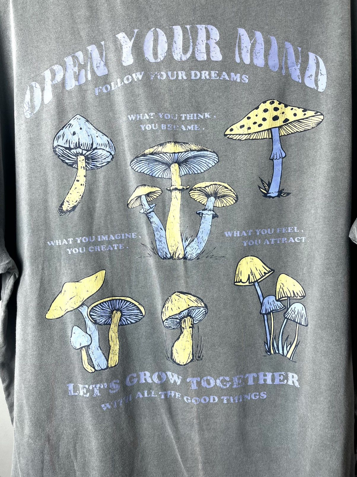Band Tees 🍄 LSD Psychedelic Mushrooms T Shirt Open Your Mind Size US XL / EU 56 / 4 - 2 Thumbnail